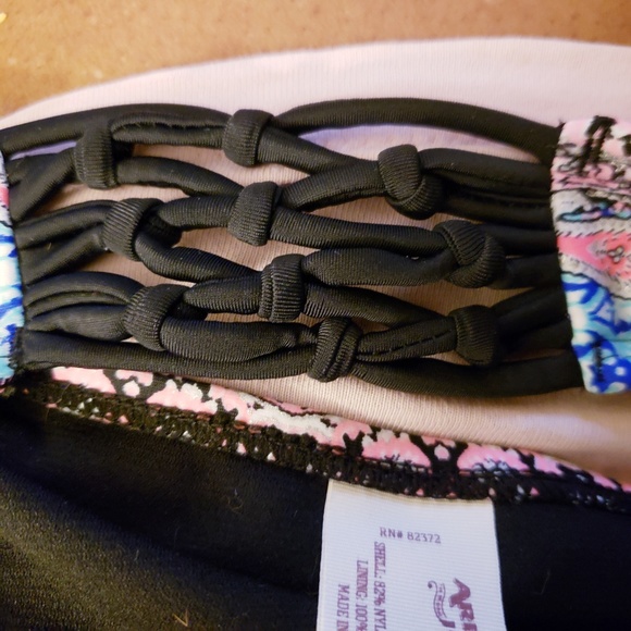 Arizona Jeans Printed Bikini Bottom Size Large. - Picture 3 of 5